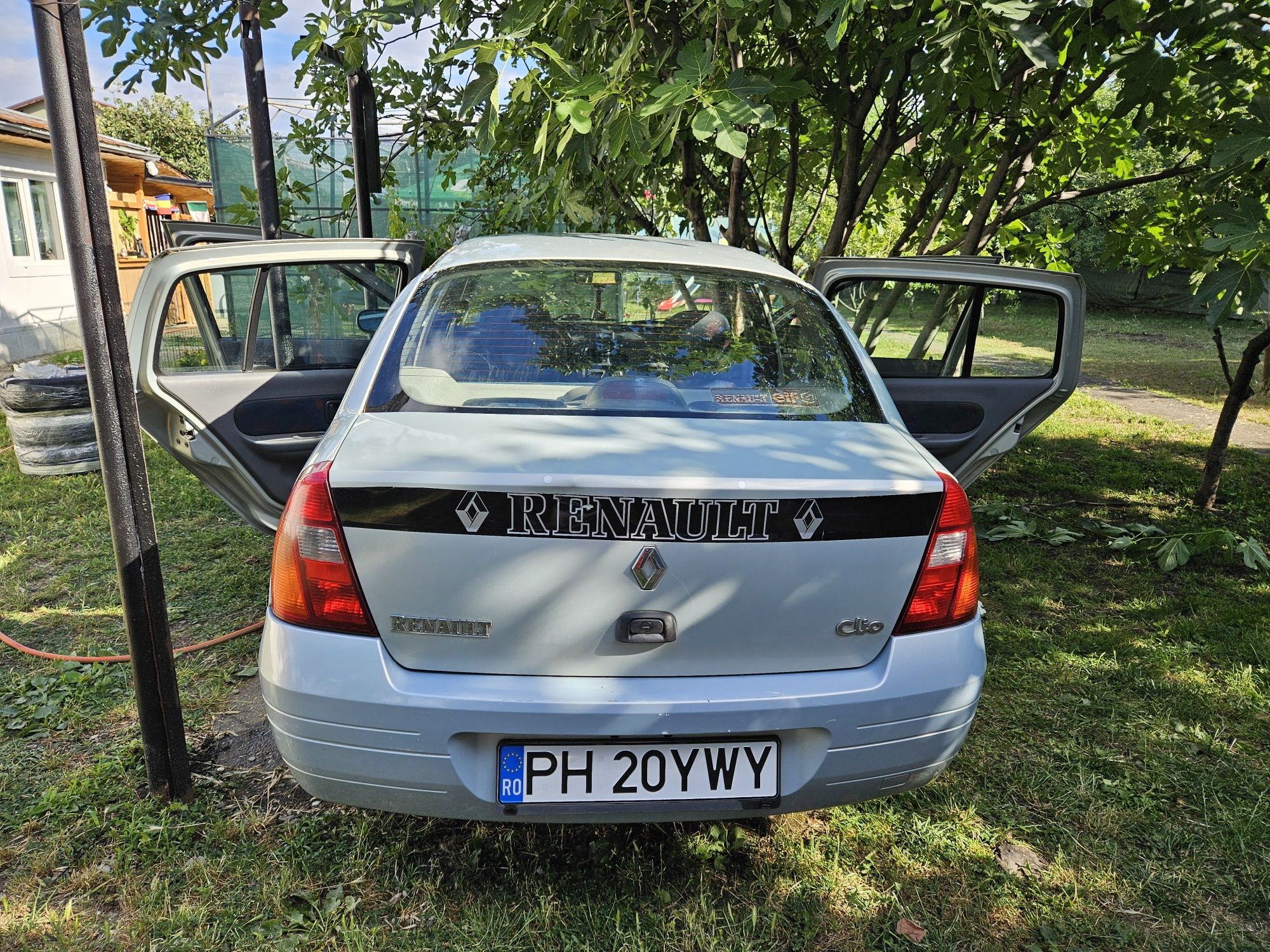 Renault clio 2001