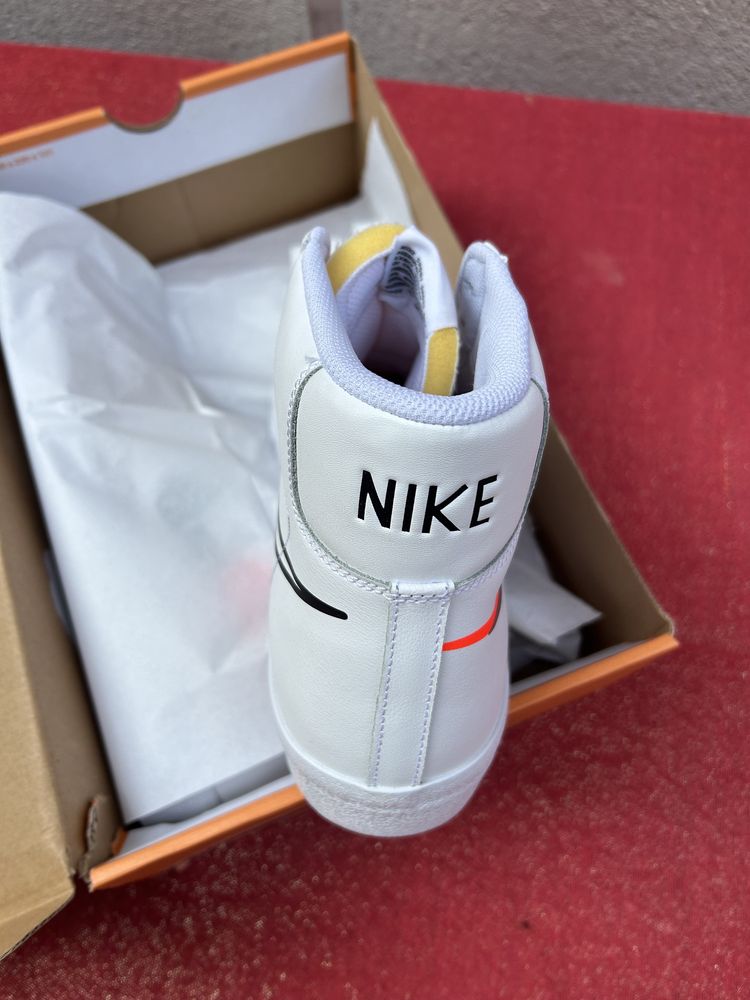 Adidasi Nike Originali Blazer mid 77