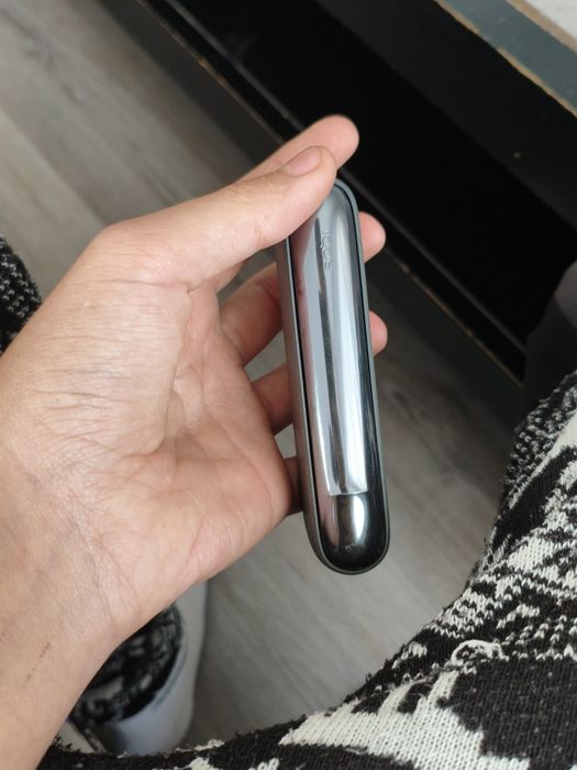 Iqos iluma pen aproape nou