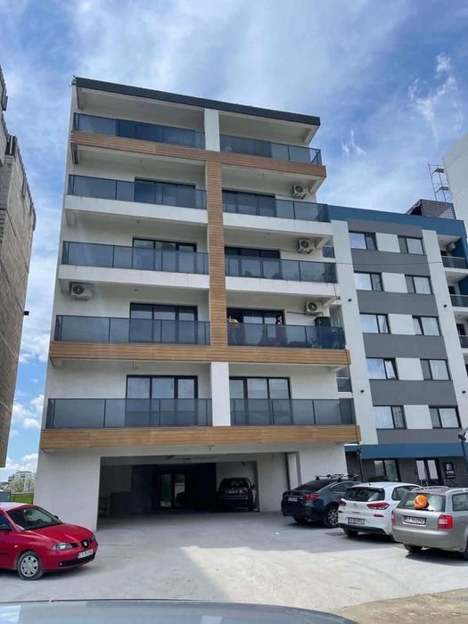 Inchiriez apartament 2 camere zona MamaiaNordNavodari la 50 m de plajă