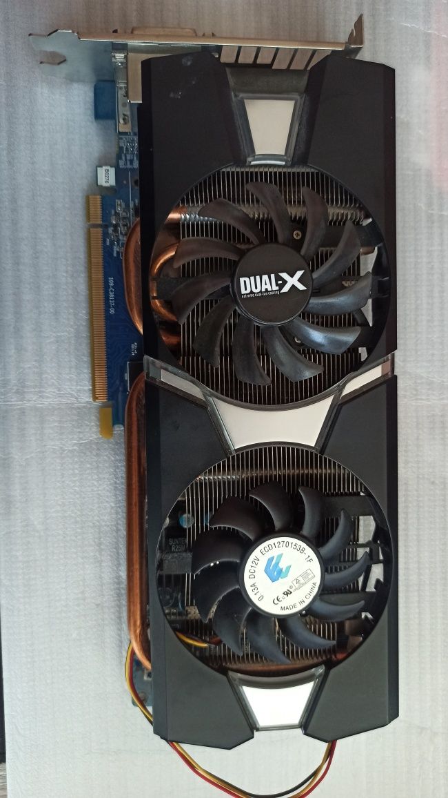 Видеокарта AMD  R9 280 3Gb