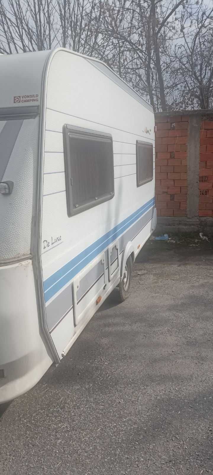 Каравана Hobby de lux 10