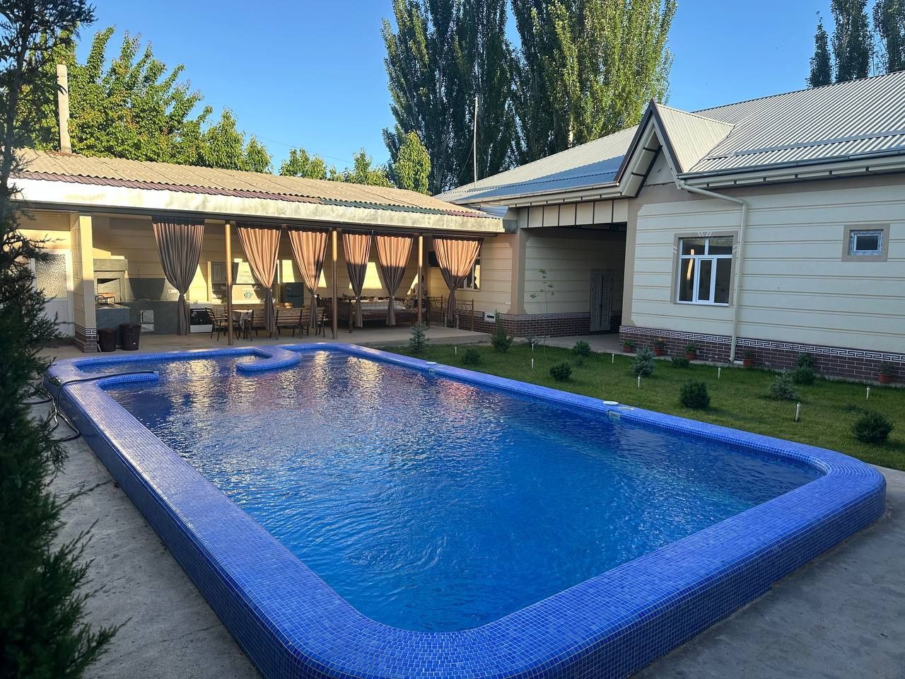Oylavi Oqtosh dacha (700)