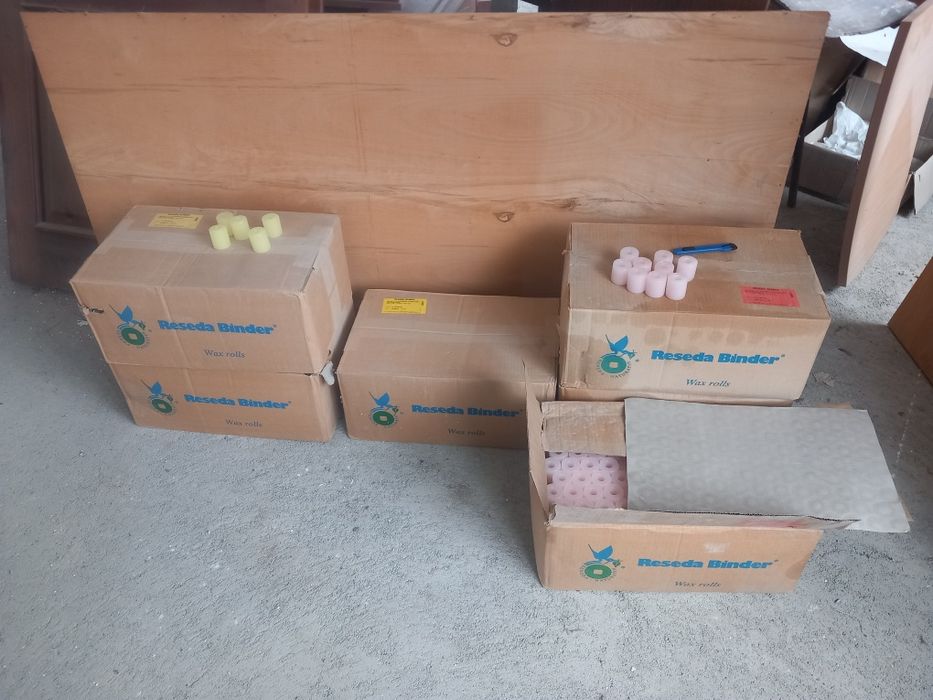 Продавам немски парафин Reseda Binder