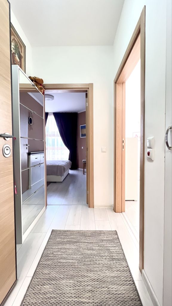 Дава се под наем Двустаен апартамент в Варна, Бриз - 65 кв.м за 550 € - Снимка #3