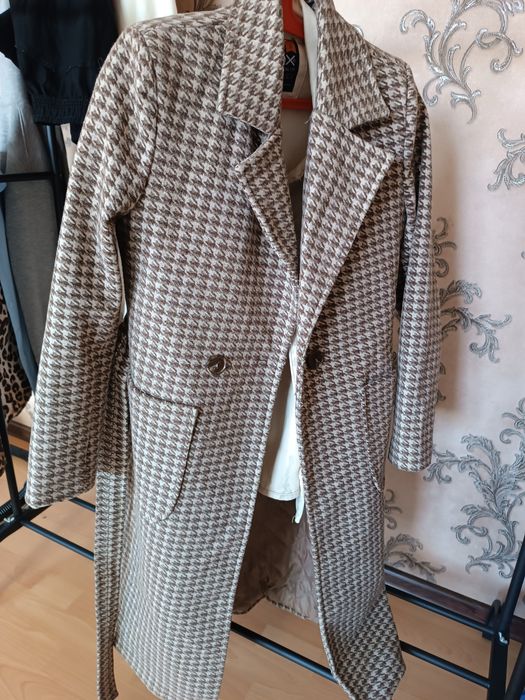 Продаётся пальто