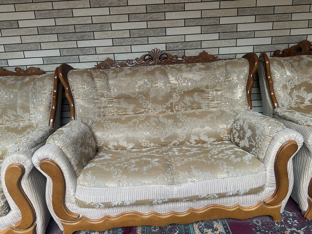 Yumshoq mebel 4 talik
