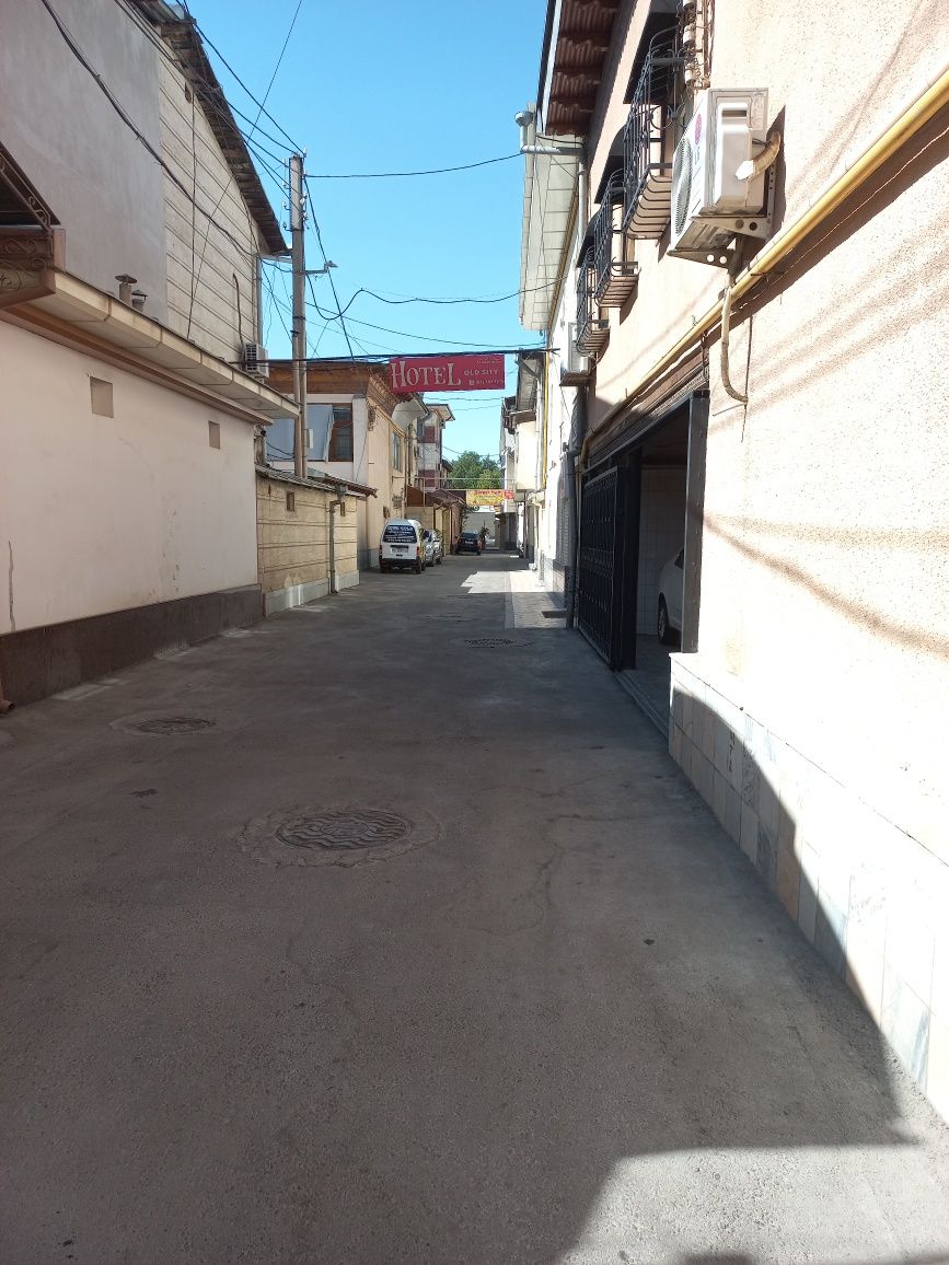 Bino sotiladi Xadra bilan Chorsu bozorini orasidigi mahallada 2.4-sot
