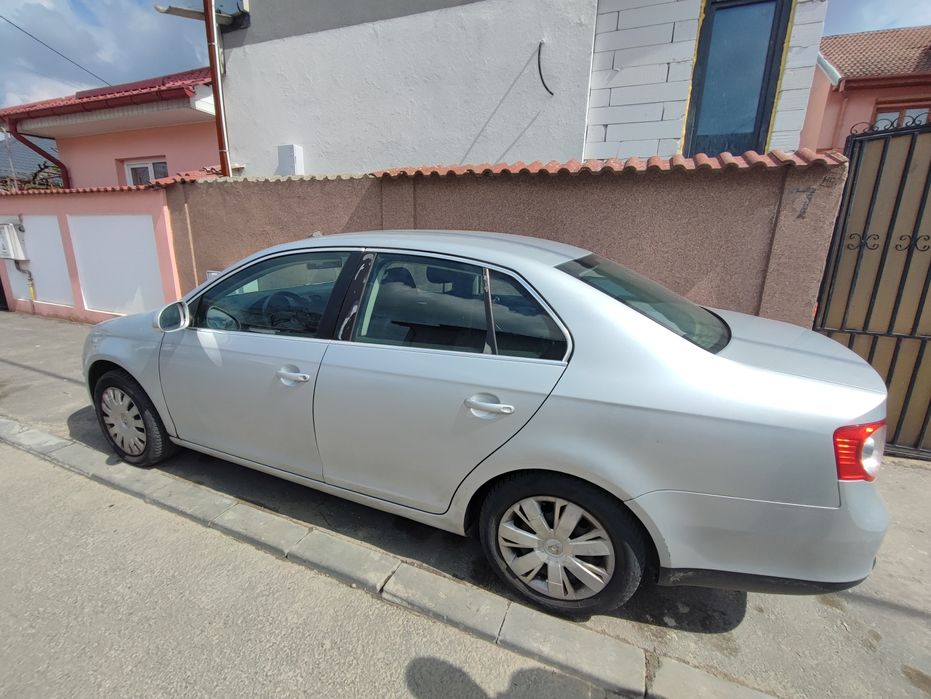 VW Jetta 1.6 benzină + GPL 2007