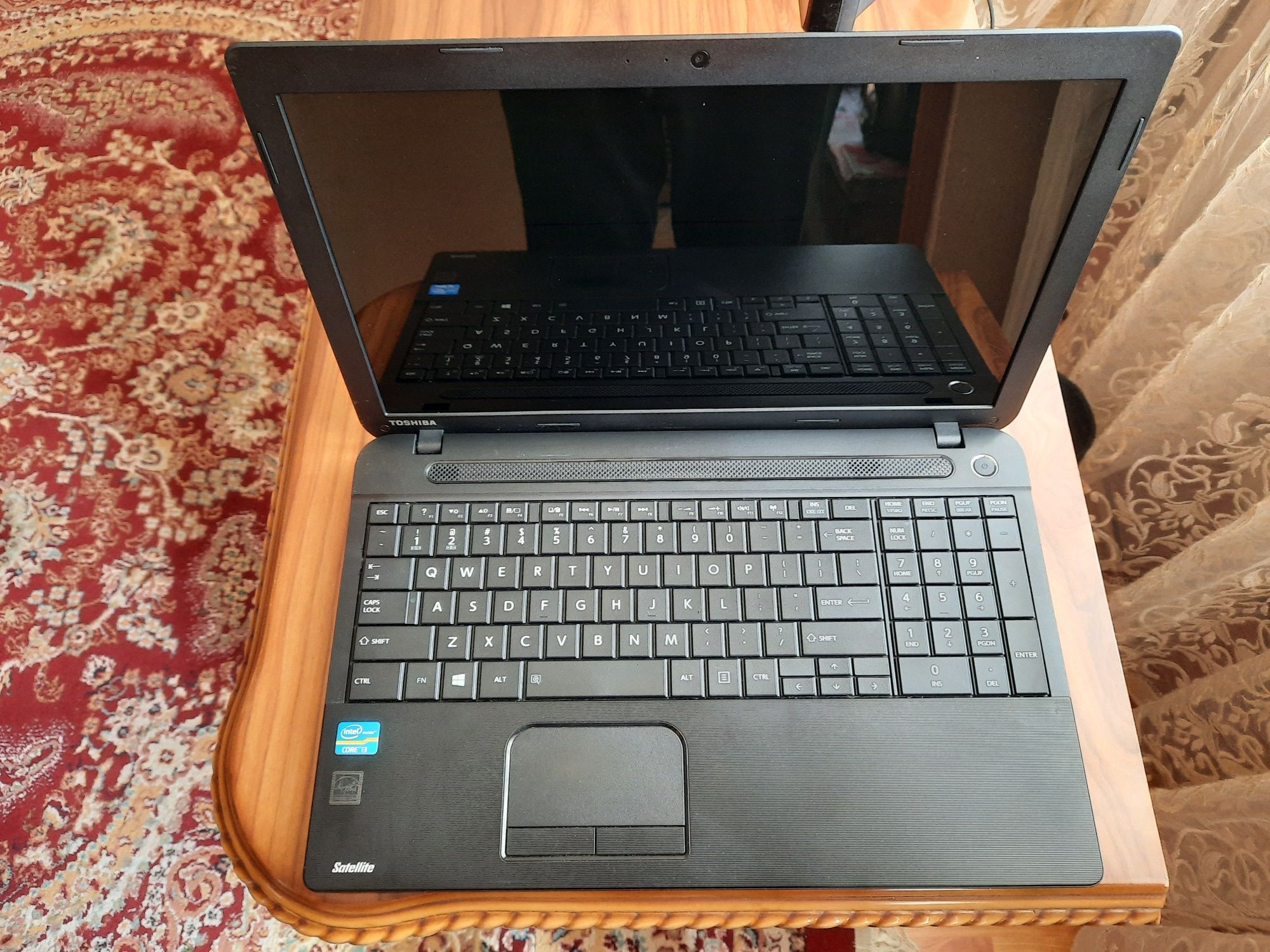 Toshiba Satellite Core i3
• Озу: 6
•