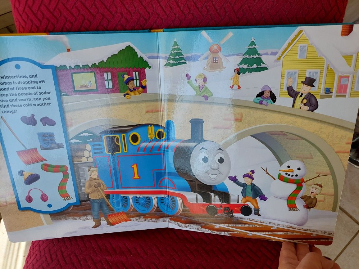 Книга Thomas and friends,  first look and fine