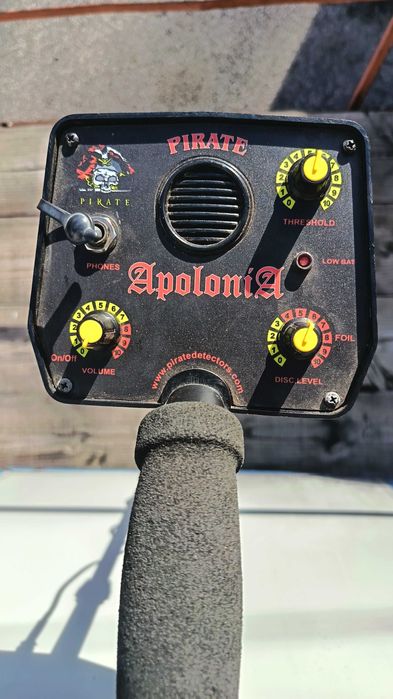 Металдетектор Pirate Apolonia