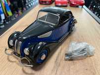 Метална колекционерска количкa модел SHUCCO BMW 327 мащаб 1:18