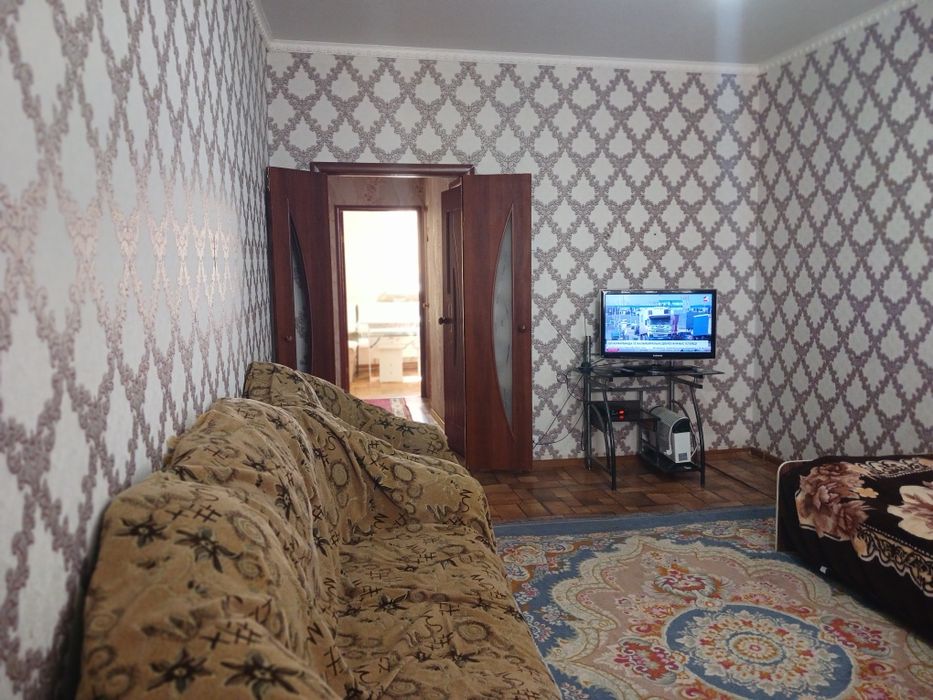 Продается 2х комнатная квартира полностью меблированная