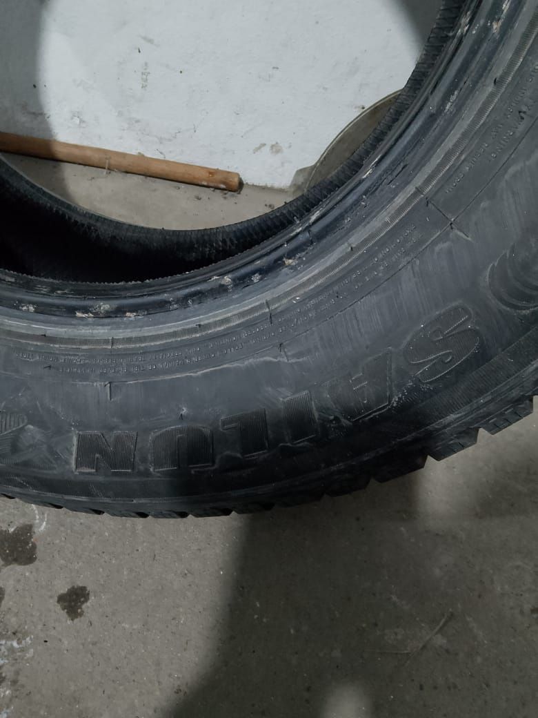 Продам зимние шины