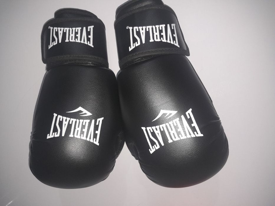 Баксёрские перчатки, состояние новый