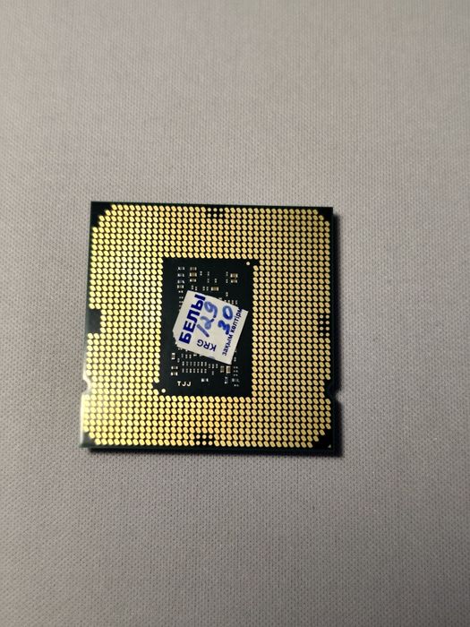 Процессор для пк i3 10105f в идеальном состоянии
