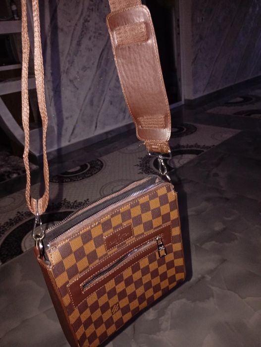 Geanta Louis Vuitton