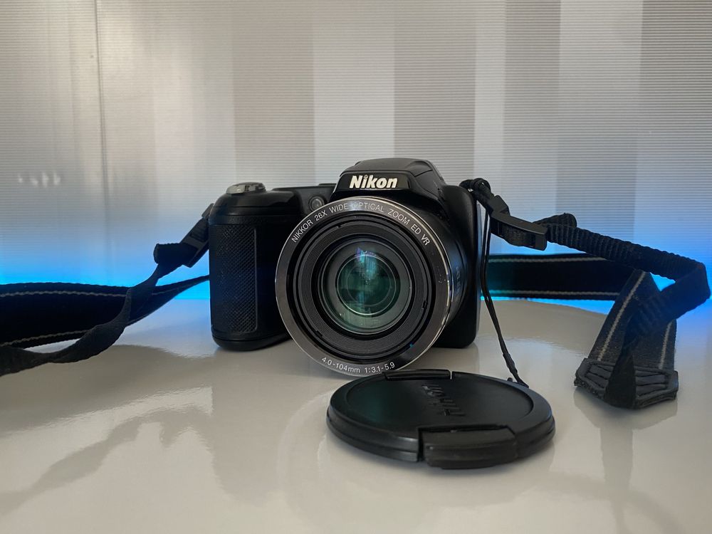 Nikon Coolpix L320 16.1MP Digital Camera (За Части)