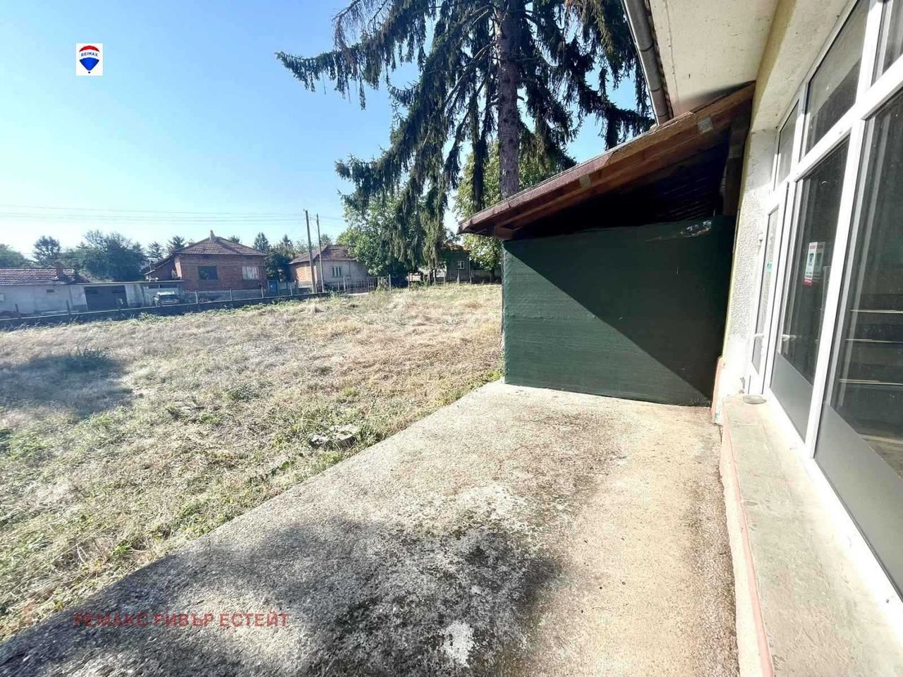 Продава се Промишлена сграда в с. Обретеник, Област Русе - 300 кв.м за 463 €/кв.м - Снимка #12