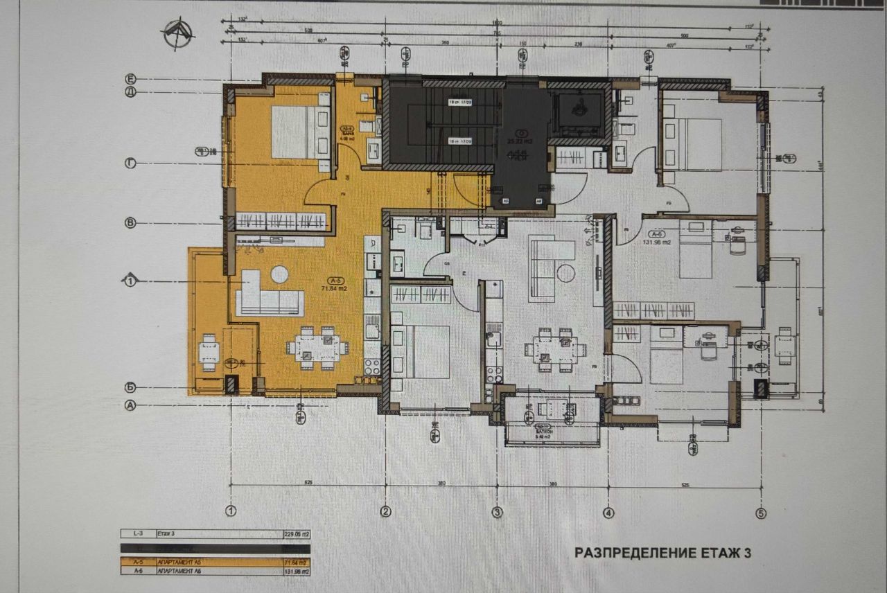 Продава се Тристаен апартамент в София, Горна баня - 116 кв.м за 2104 €/кв.м - Снимка #9