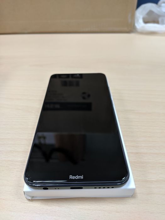 Продаю Redmi Note 8, 4/64 гб