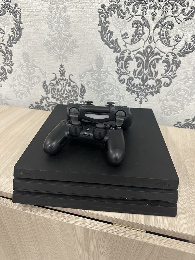 Playstation 4 PRO -> 1 TB + UFC 4 + 2 dualshock