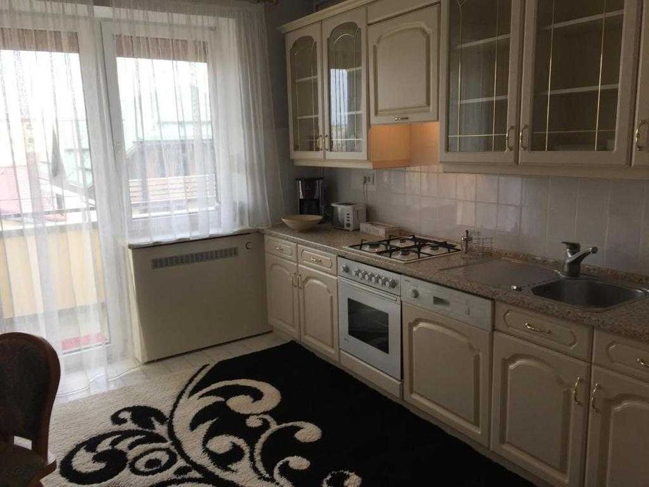 Apartament de închiriat 140mp