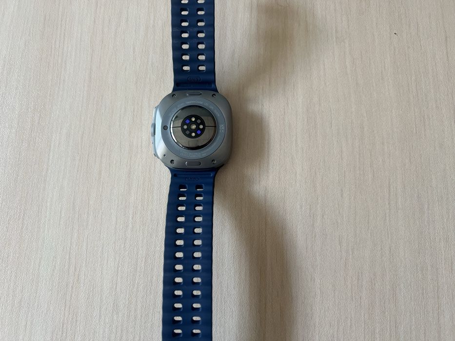 Продавам Samsung Galaxy Watch Ultra