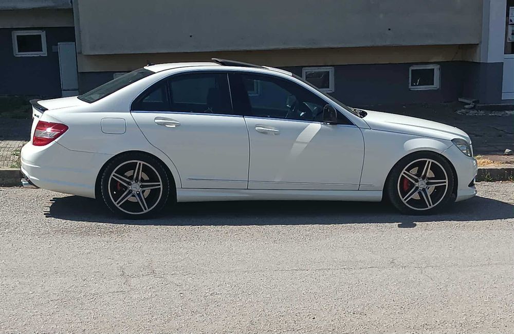Предни спортни пружини H&R Mercedes w204
