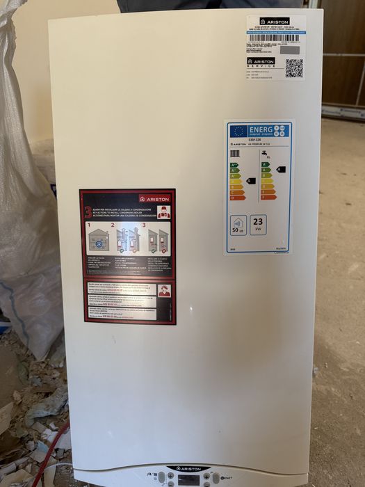 Centrala termica pe gaz in condensare ARISTON HS Premium, 24 kW