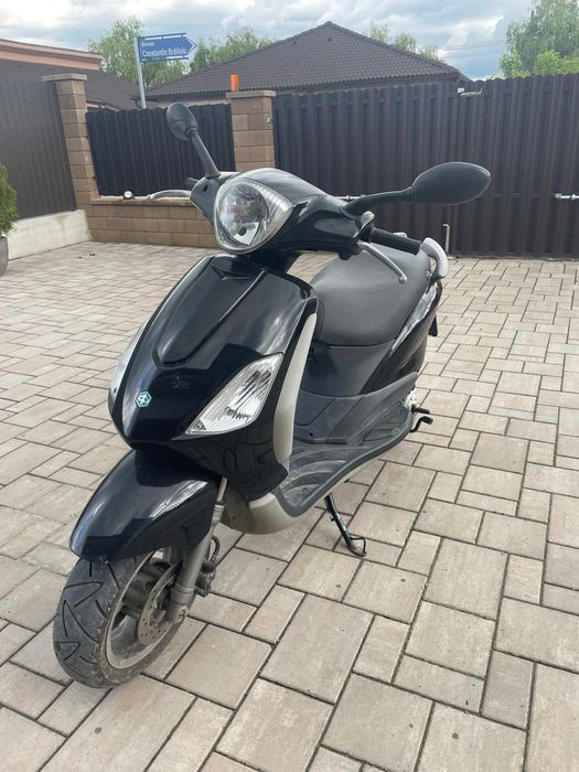 Scuter Piaggio 50 cm