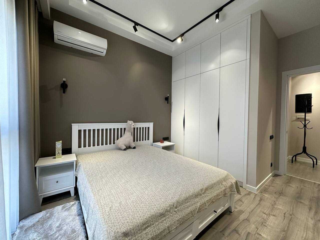 ЖК Mirabad Avenue 2-комнатная 4/8 65 м² евроремонт мебель техника