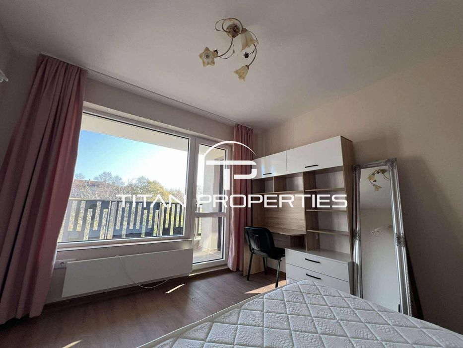 Дава се под наем Тристаен апартамент в Варна, Център - 104 кв.м за 1380 € - Снимка #11