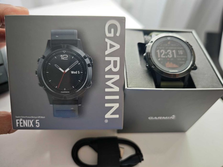 Garmin Fenix 5 Sapphire Edition