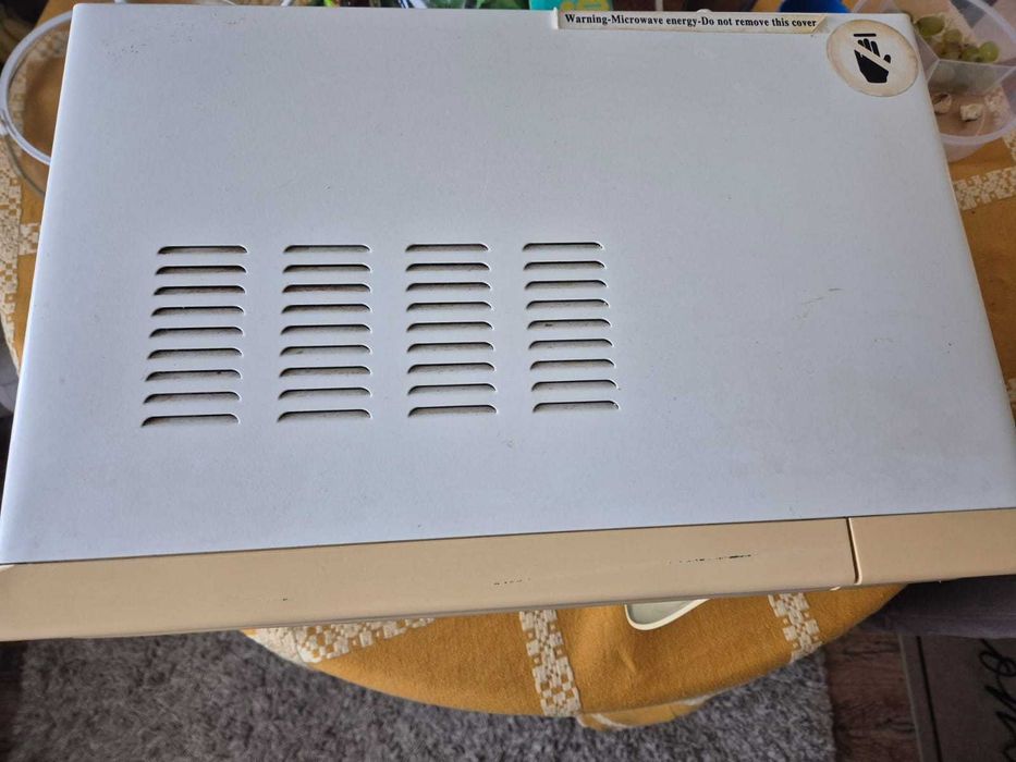 Vand microunde in stare perfecta de functionare