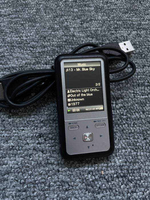 Mp3 Player SONY Walkman NWZ-S515 Digital Media Player cu Casti SONY