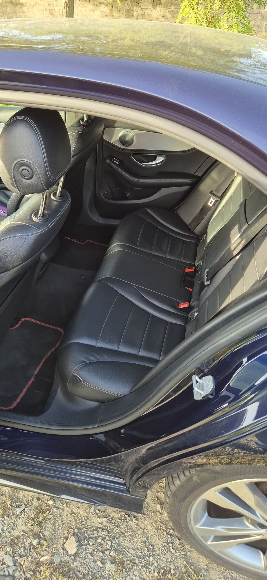 Mercedes W05, 2015, C220d