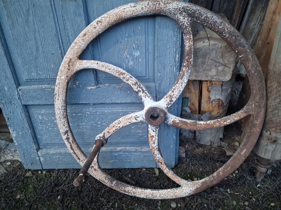 Roata de fantana fonta cu tambur