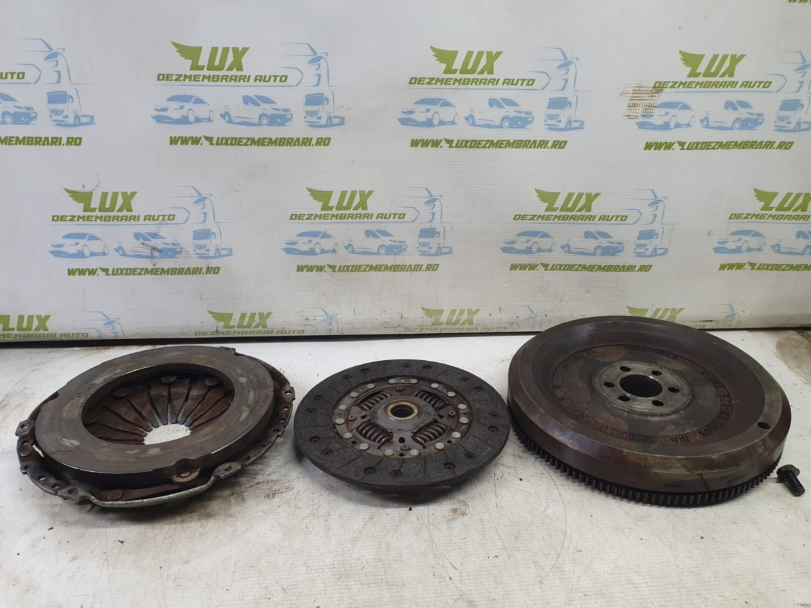 Kit ambreiaj volanta cu masa simpla 03L141032a 1.6 tdi CAYC Volkswage