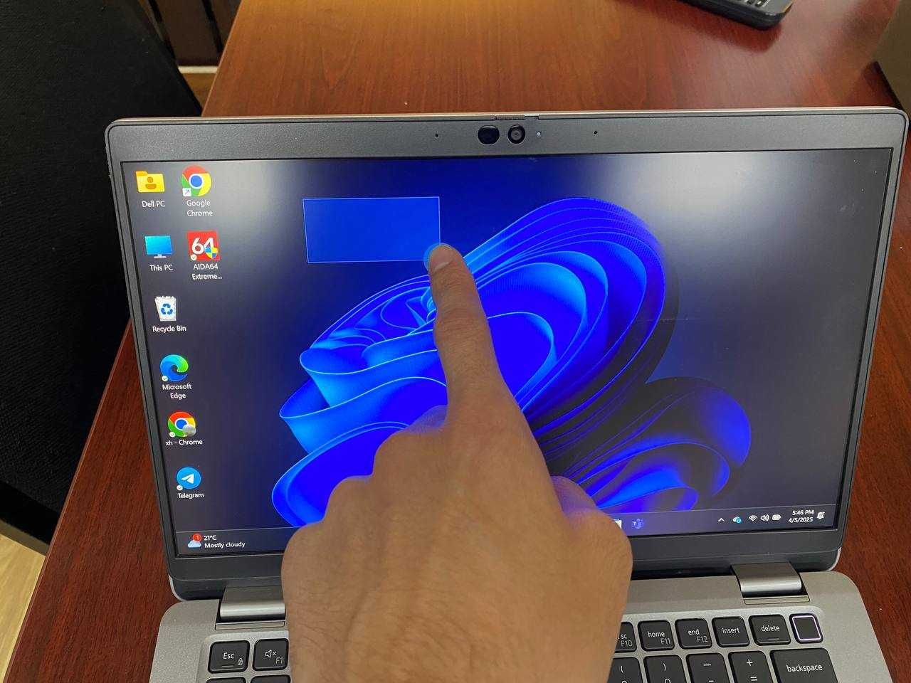 DELL Latitude 5320
