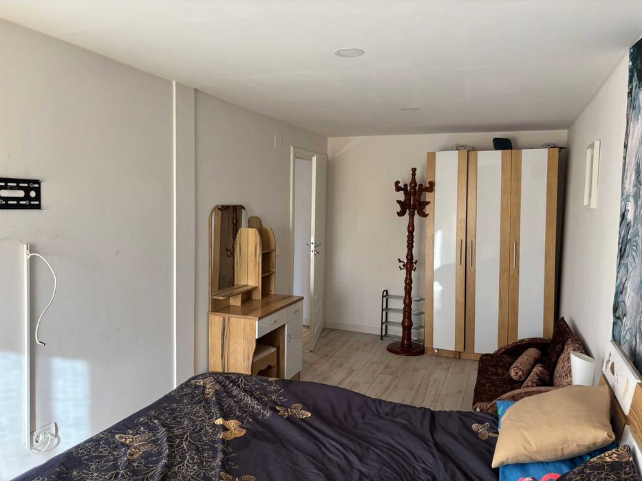 Poienarii Burchii vila spatioasa direct proprietar 7 dormitoare