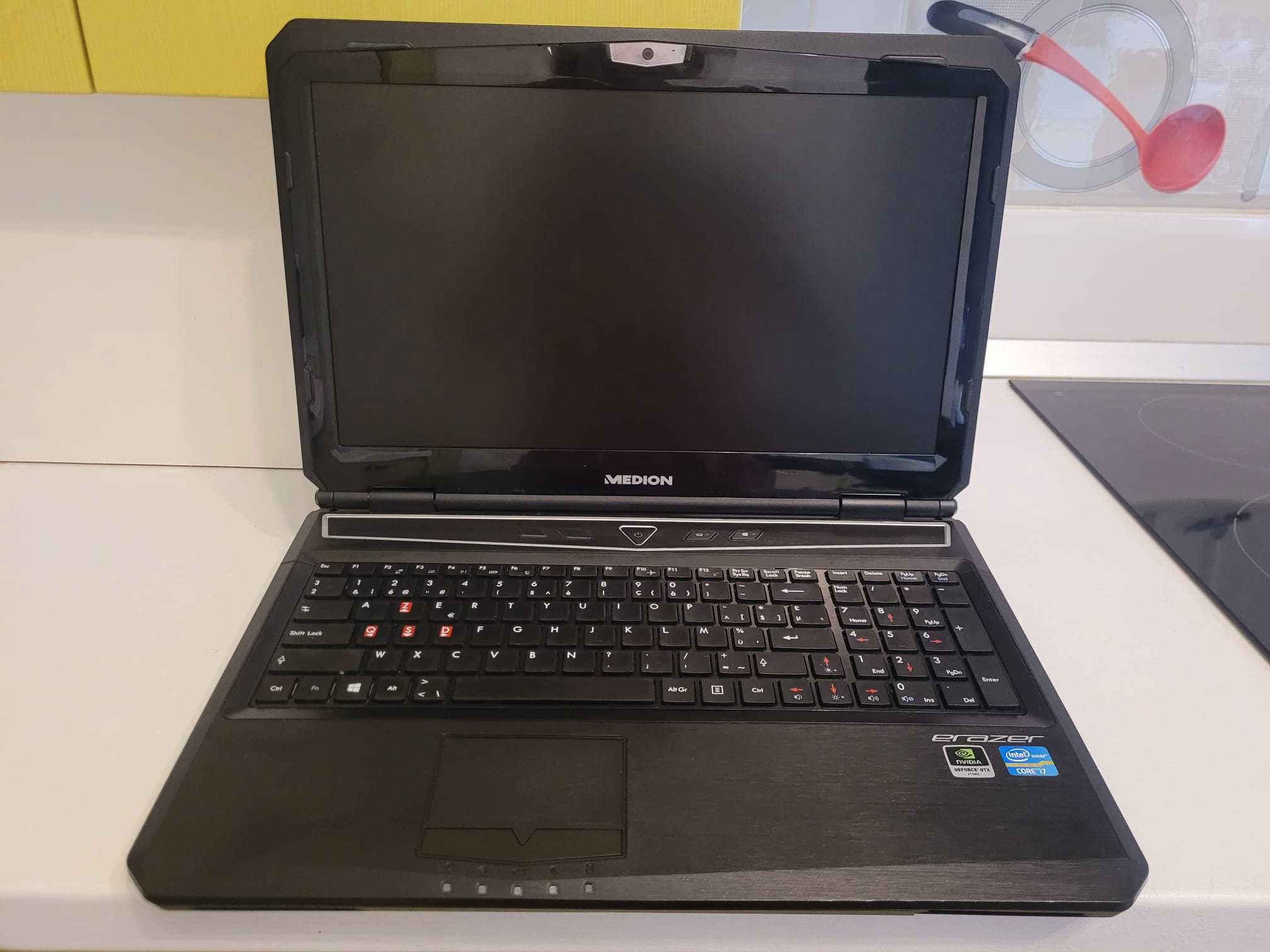 Laptop Medion Erazer Gaming - Intel i7, placă video NVIDIA