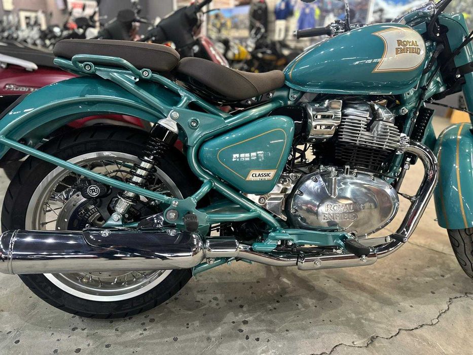 Royal Enfield Classic 650 2025 - A2 - PROMO by EST BIKE