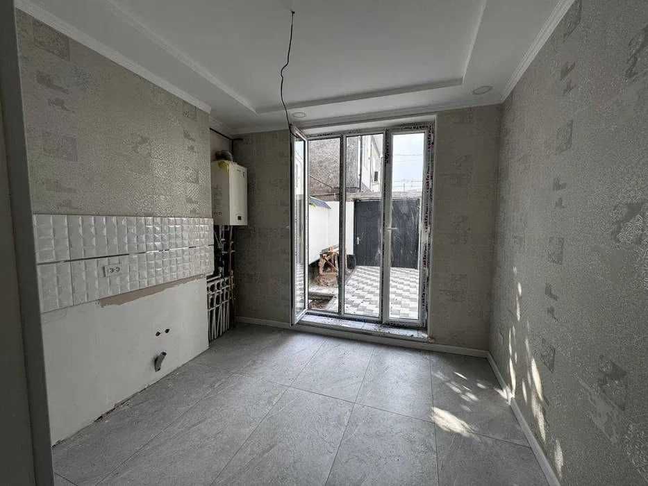 Коттедж в Мирабаде — авторский проект, 200 м², 2 сотки!