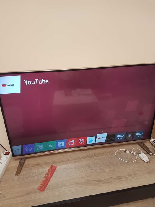 Телевизор LG Smart tv 42inch