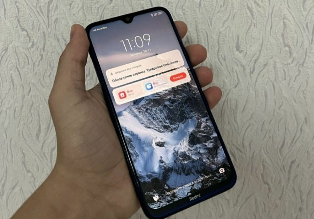 Продам телефон Redmi note 8 память 64гб состояние отличное