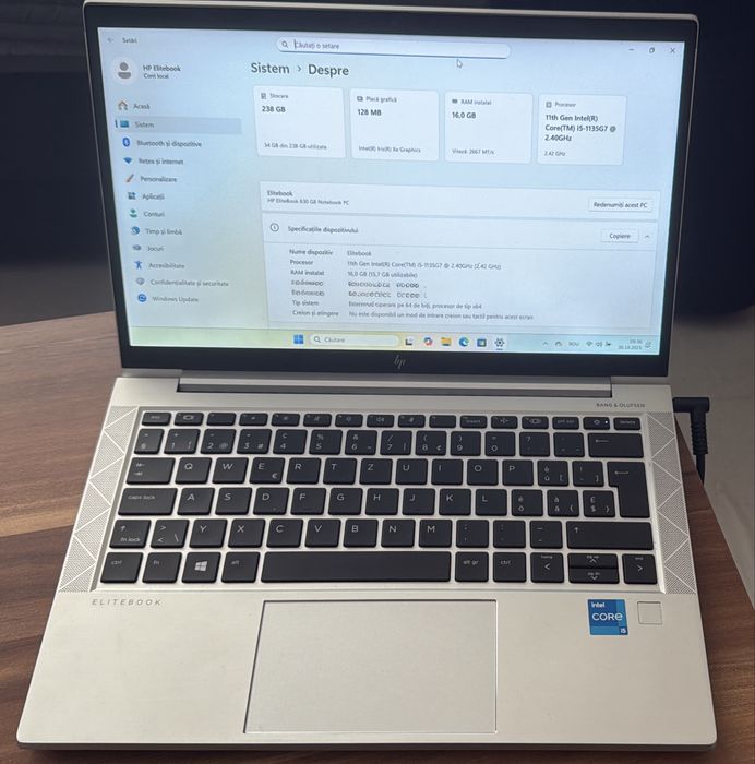 HP Elitebook 830 G8 11th Generation,  display de 14 inch