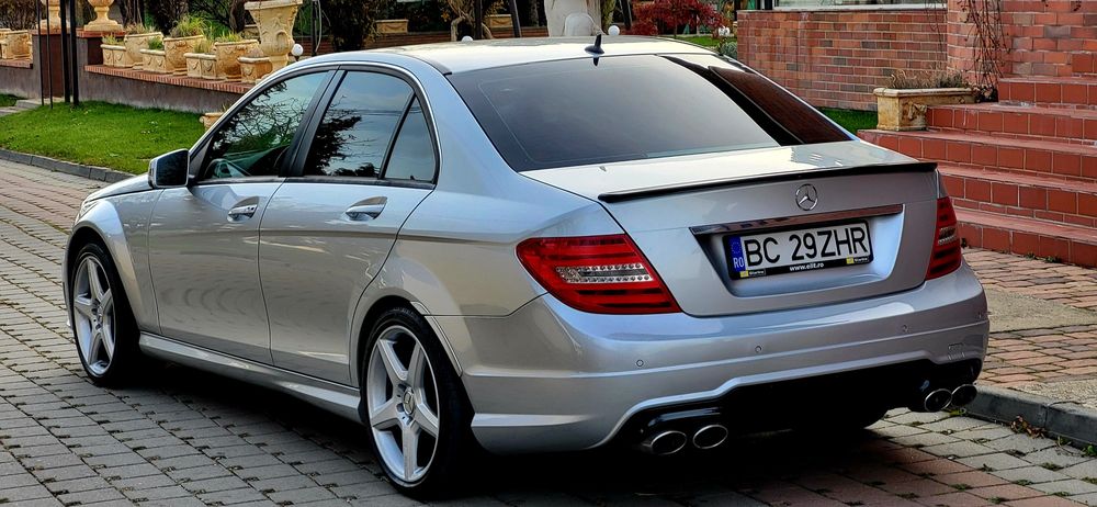 Mercedes Benz C Class C220 2.2 Cdi An 2011 170 Cp AMG