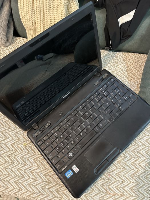 Vand leptop Toshiba